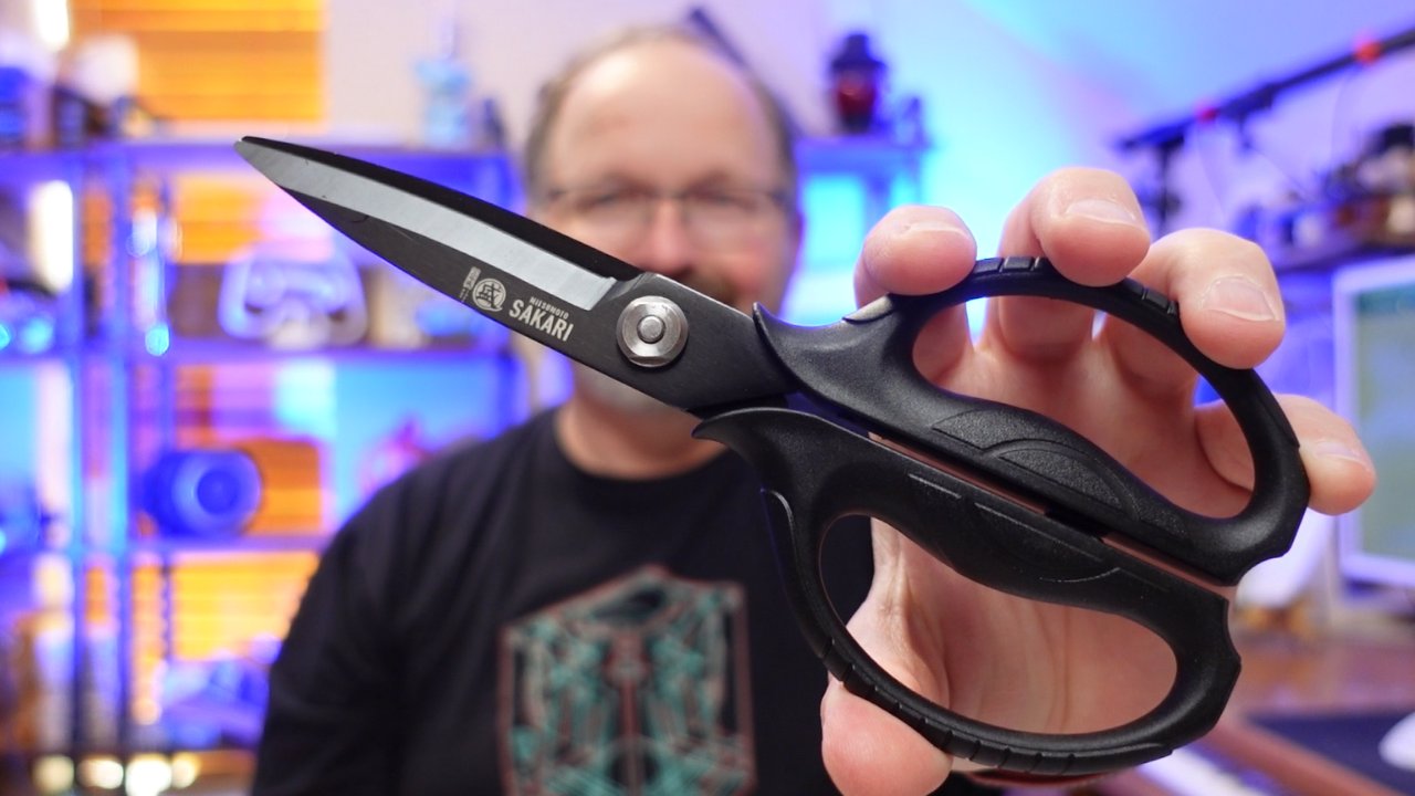 Watch SUPER EASY TO CLEAN! Mitsumoto Sakari Kitchen Scissors on